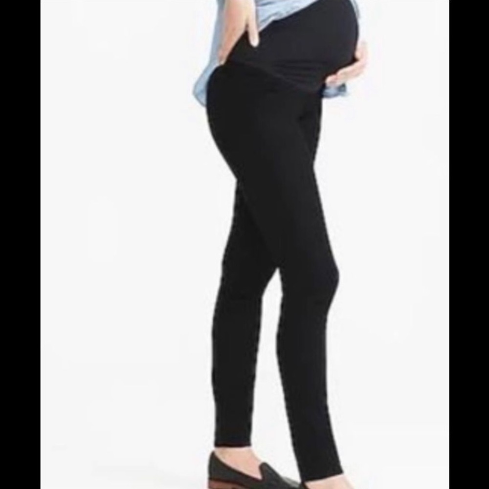 LOFT Manufactured Fade Skinny Black Stretchy Maternity Jeans Size 8M